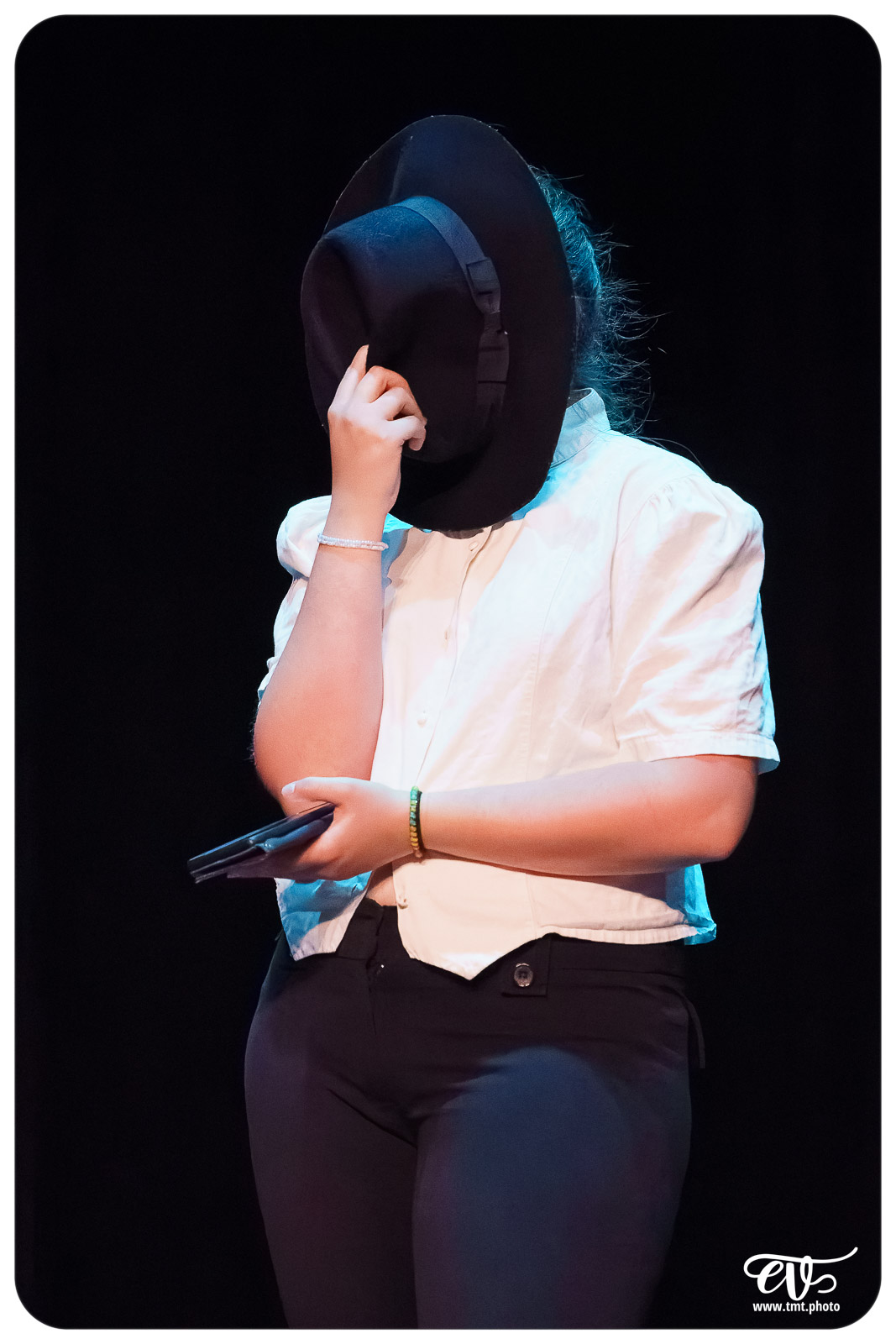 MAIS SONGEONS À RÉPÉTER S'IL VOUS PLAIT !